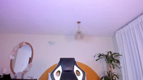 AlinaSimmons online show from May 2026 01:10:02 AM