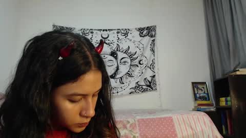 Snapshot of alinawoolf_ chatting on January 2025 02:41:01 AM Ali online show from January 2025 02:41:01 AM