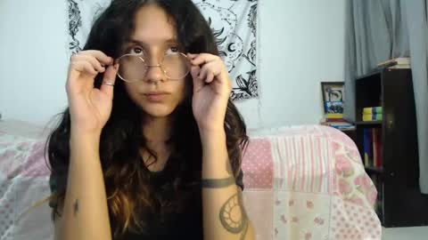 Snapshot of alinawoolf_ chatting on January 2025 03:41:01 AM Ali online show from January 2025 03:41:01 AM