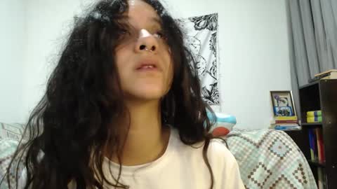 Snapshot of alinawoolf_ chatting on February 2025 04:14:02 AM Ali online show from February 2025 04:14:02 AM