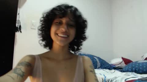 Snapshot of alinawoolf_ chatting on October 2025 11:57:02 PM Ali online show from October 2025 11:57:02 PM