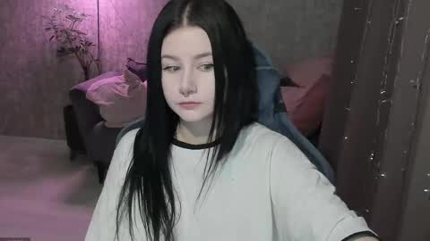 Aline Greeeen online show from October 2025 02:53:01 AM