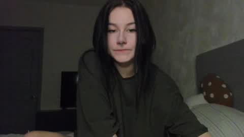 Aline Greeeen online show from April 2026 02:44:01 PM