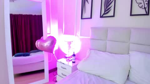     online show from January 2025 06:47:01 PM