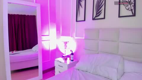     online show from January 2025 10:02:01 PM