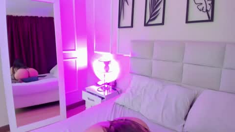     online show from January 2025 07:11:01 PM