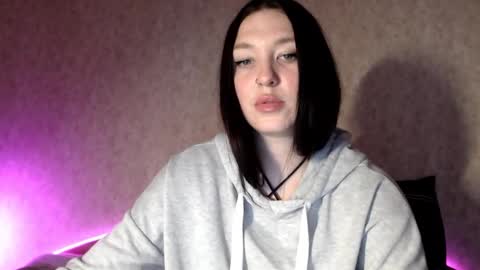 alisaadoll online show from March 2026 01:07:02 PM