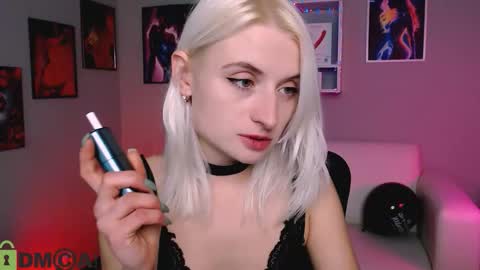 Snapshot of alisabliss chatting on October 2025 02:45:02 AM Alisa online show from October 2025 02:45:02 AM