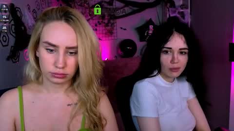 Snapshot of alisabliss chatting on October 2025 03:06:02 AM Alisa online show from October 2025 03:06:02 AM