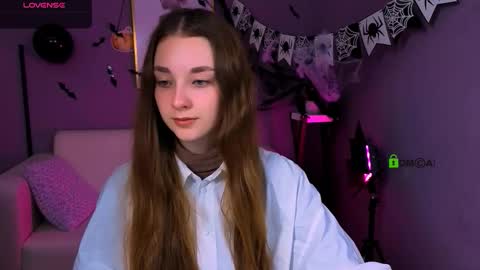 Snapshot of alisabliss chatting on October 2025 11:40:01 AM Alisa online show from October 2025 11:40:01 AM