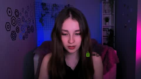 Snapshot of alisabliss chatting on April 2026 07:15:01 PM Alisa online show from April 2026 07:15:01 PM