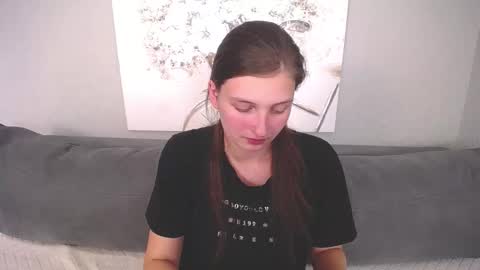 Alisa online show from September 2025 12:38:01 PM