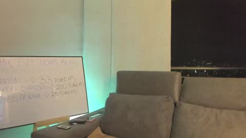 Snapshot of alisha_indira_ chatting on January 2025 05:05:01 AM Andrea online show from January 2025 05:05:01 AM