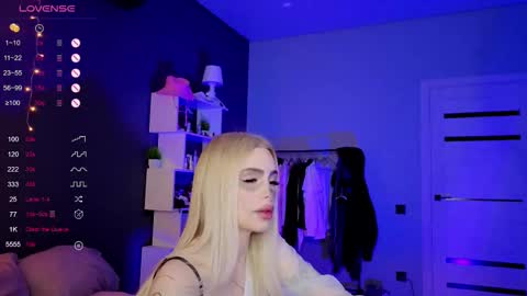 Alisha online show from October 2025 12:50:02 PM