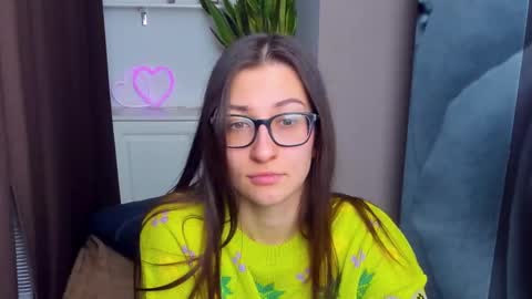 Alina online show from December 2024 02:11:01 PM