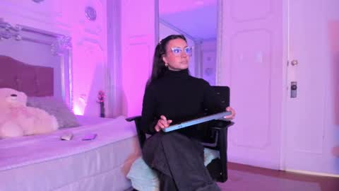 Alison Fishert online show from February 2025 11:53:01 AM