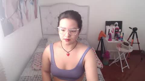 Snapshot of alissa_morrison chatting on July 2026 04:10:01 PM alissa_morrison online show from July 2026 04:10:01 PM