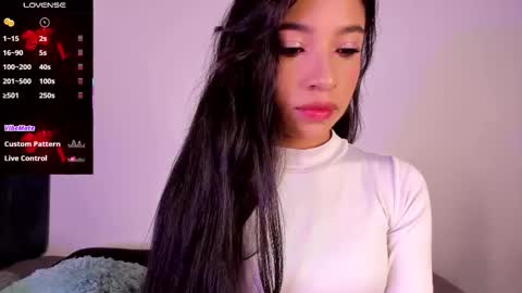 Mara  Isabel online show from September 2025 07:46:01 PM