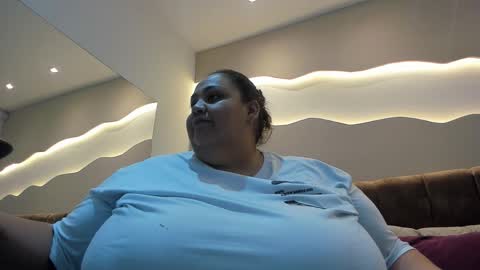 Snapshot of alisson_am chatting on November 2025 12:04:01 PM Alisson online show from November 2025 12:04:01 PM