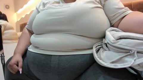 Alisson online show from December 2025 11:06:01 AM