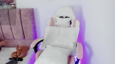 Alisson online show from May 2026 10:37:01 PM