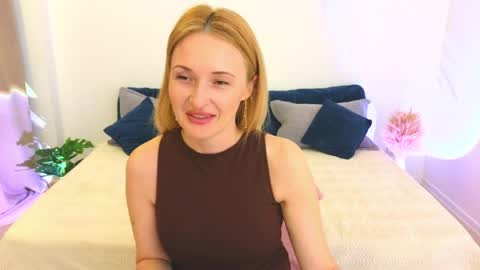 alisssarose online show from April 2026 08:55:01 PM