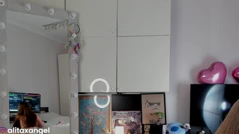 Snapshot of alitaangel_ chatting on July 2026 05:40:01 PM A L I T A online show from July 2026 05:40:01 PM