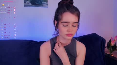 Alivia online show from October 2025 09:41:02 AM