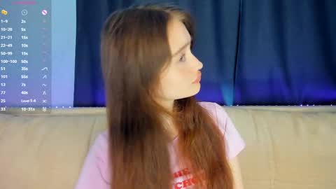 Alivia online show from April 2026 12:43:01 PM