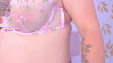 Alix online show from November 2025 08:52:01 PM