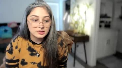 alix_valentine online show from November 2025 05:46:01 PM