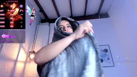 Andrea online show from October 2025 03:53:01 PM