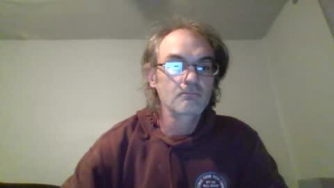 Snapshot of aljj81 chatting on May 2026 01:44:01 AM J online show from May 2026 01:44:01 AM