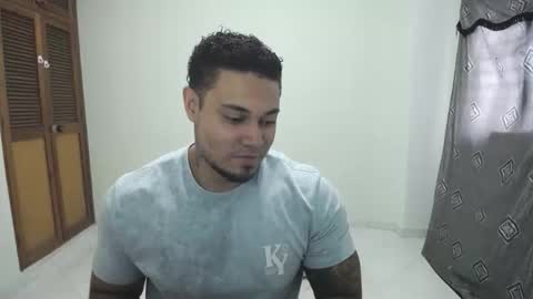 allen_ferrer10 online show from January 2026 04:00:01 PM