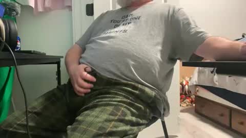 Allergictolove online show from November 2025 11:59:02 PM