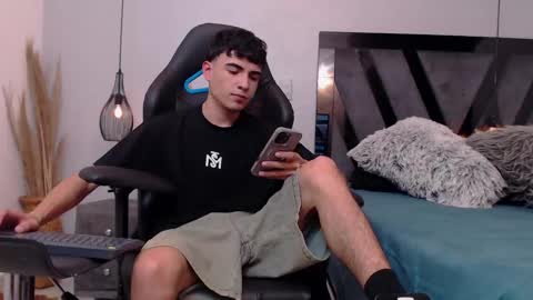 Allex online show from October 2025 01:39:03 AM