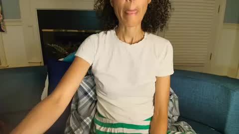 wishlist on bio online show from September 2025 02:45:01 AM