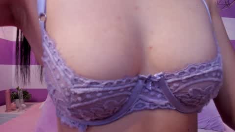 Snapshot of alli_cooper chatting on January 2025 03:10:01 PM Ali online show from January 2025 03:10:01 PM