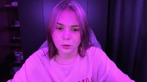 Blair online show from November 2025 06:19:02 PM