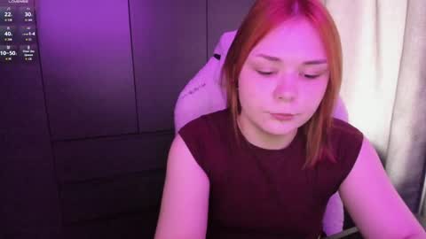 Snapshot of alli_zi chatting on June 2026 08:12:02 AM Blair online show from June 2026 08:12:02 AM