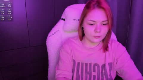 Snapshot of alli_zi chatting on June 2026 06:39:01 PM Blair online show from June 2026 06:39:01 PM