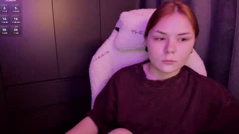 Snapshot of alli_zi chatting on July 2026 07:54:01 PM Blair online show from July 2026 07:54:01 PM