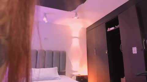 Snapshot of allicelover chatting on November 2025 11:53:02 AM ALLICE online show from November 2025 11:53:02 AM