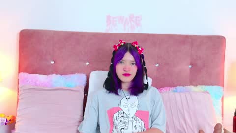 Snapshot of alliciakim chatting on December 2024 07:07:02 PM Allicia online show from December 2024 07:07:02 PM