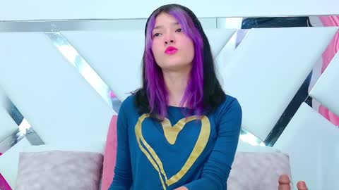Snapshot of alliciakim chatting on January 2025 07:09:02 PM Allicia online show from January 2025 07:09:02 PM