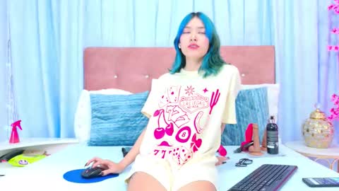 Snapshot of alliciakim chatting on October 2025 07:14:01 PM Allicia online show from October 2025 07:14:01 PM