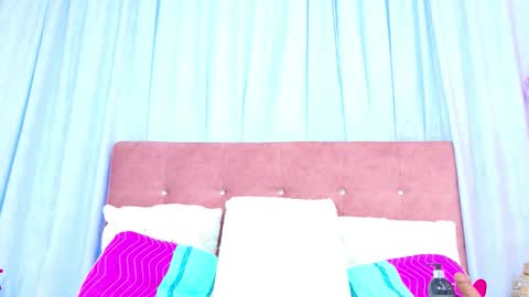 Snapshot of alliciakim chatting on November 2025 07:14:01 PM Allicia online show from November 2025 07:14:01 PM