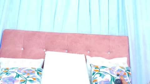 Snapshot of alliciakim chatting on November 2025 07:19:01 PM Allicia online show from November 2025 07:19:01 PM