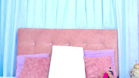 Snapshot of alliciakim chatting on November 2025 07:16:02 PM Allicia online show from November 2025 07:16:02 PM