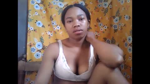 alliciax632770q online show from April 2026 01:05:02 PM